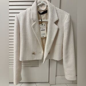 ZARA TEXTURED SHORT BLAZER